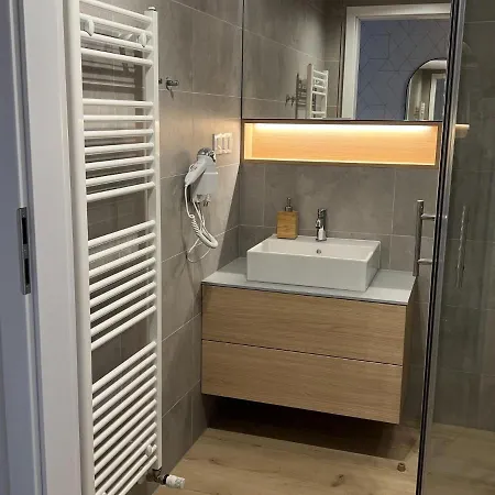 Apartment Comfortable Near The Sea,